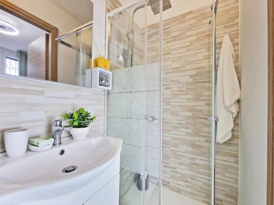 Appartamento Casa Romeo Vinitaly - Free Parking - Wifi Verona Esterno foto